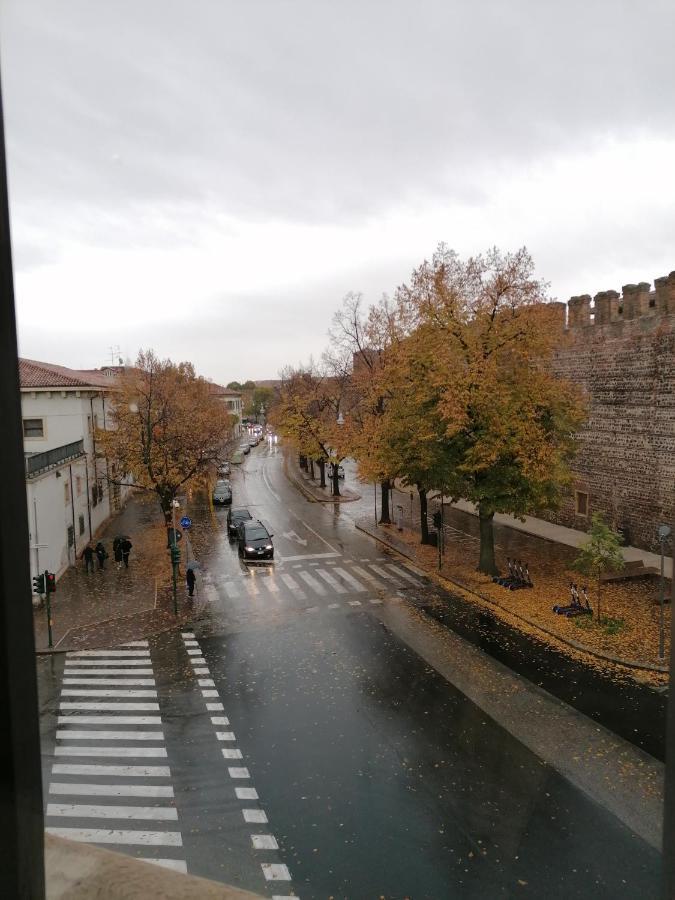 Accomodation Verona - City Centre Εξωτερικό φωτογραφία